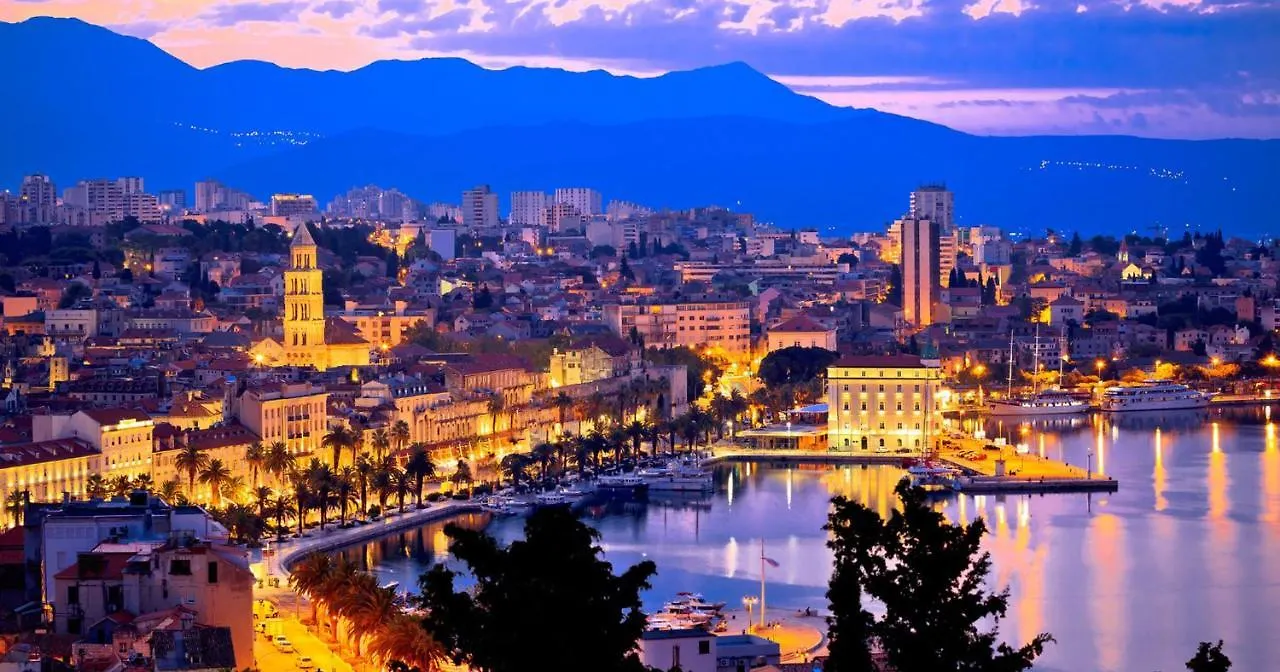 Ana Center Apartment In The Center Of Split City كرواتيا