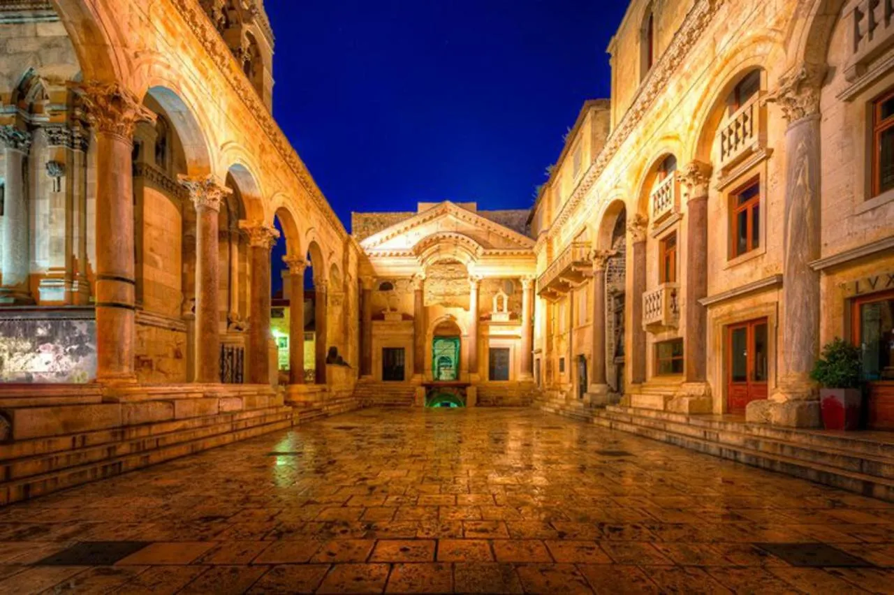 Ana Center Apartment In The Center Of Split City